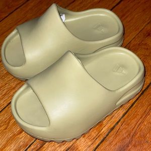 Yeezy Slides Kids